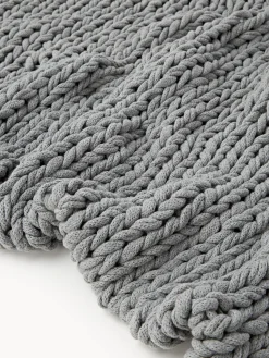 Coperta a maglia grossa fatta a mano Adyna