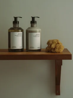 Crema per le mani Escalier (semi di carota, cardamomo, vetiver e arancia rossa)