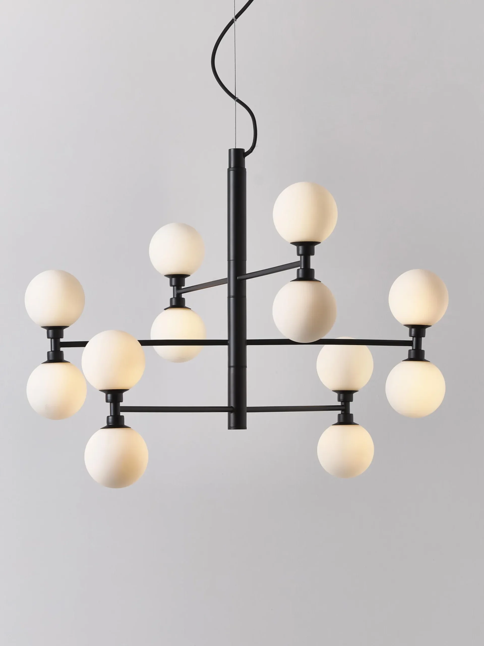 Lampada a sospensione grande con sfere in vetro opale Grover