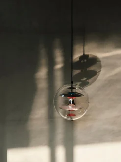 Lampada a sospensione VP Globe, Design Verner Panton
