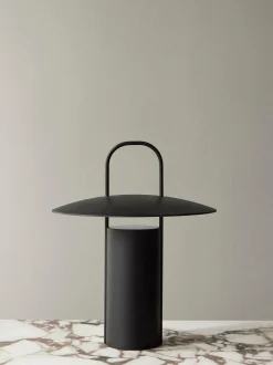 Lampada da tavolo a LED con luce regolabile e porta USB Ray