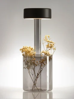 Lampada da tavolo piccola a LED con luce regolabile AI Collaboration