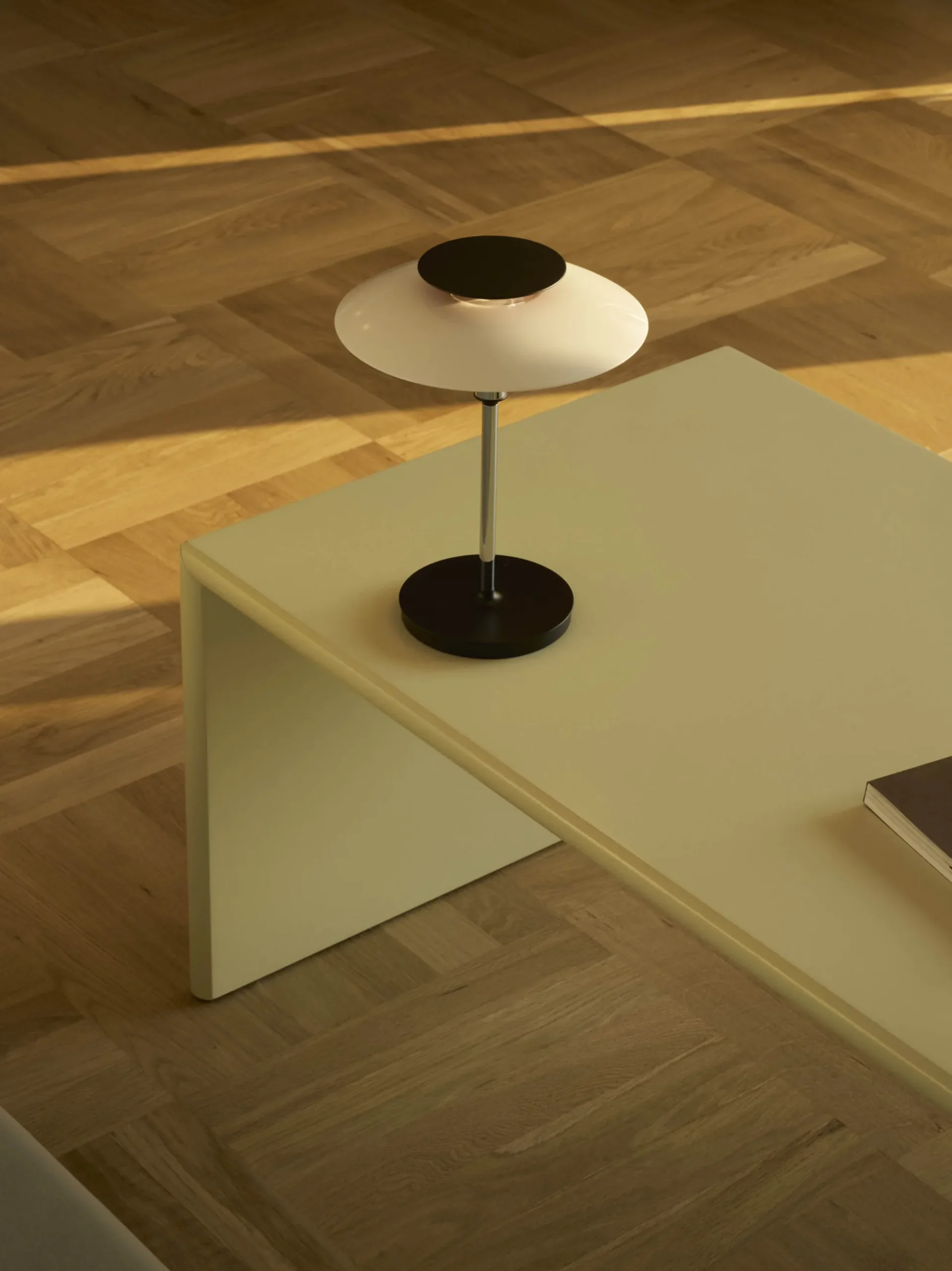 Lampada da tavolo piccola portatile a LED con luce regolabile PH 80