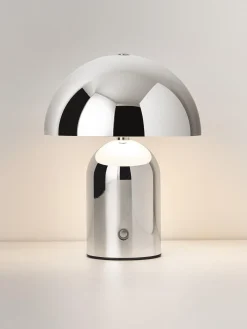 Lampada da tavolo piccola portatile a LED con luce regolabile Walter