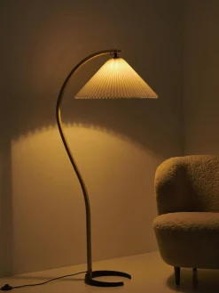 Lampada da terra orientabile Timberline