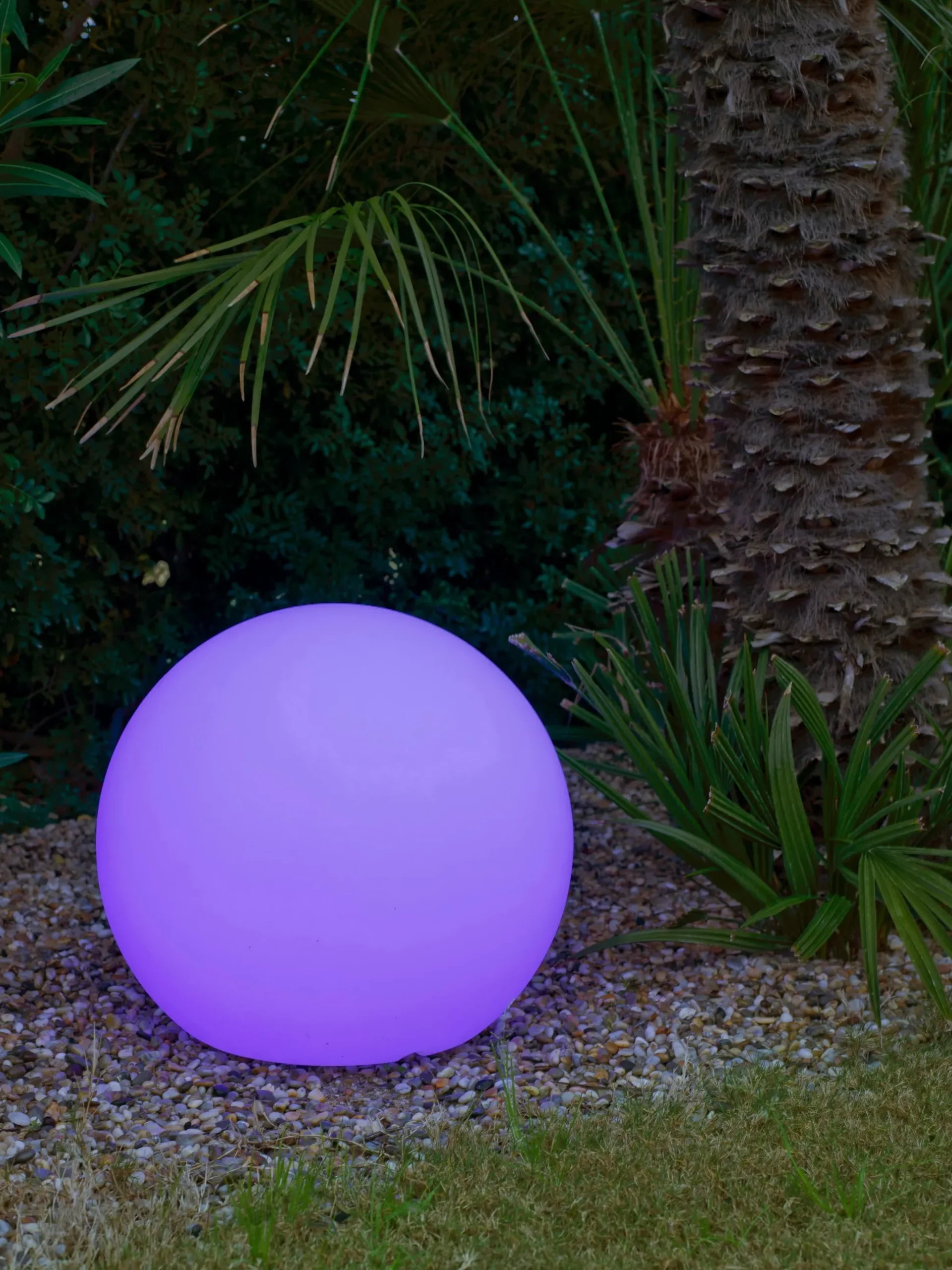 Lampada solare da giardino a LED galleggiante con cambio colore, luce regolabile e telecomando Buly