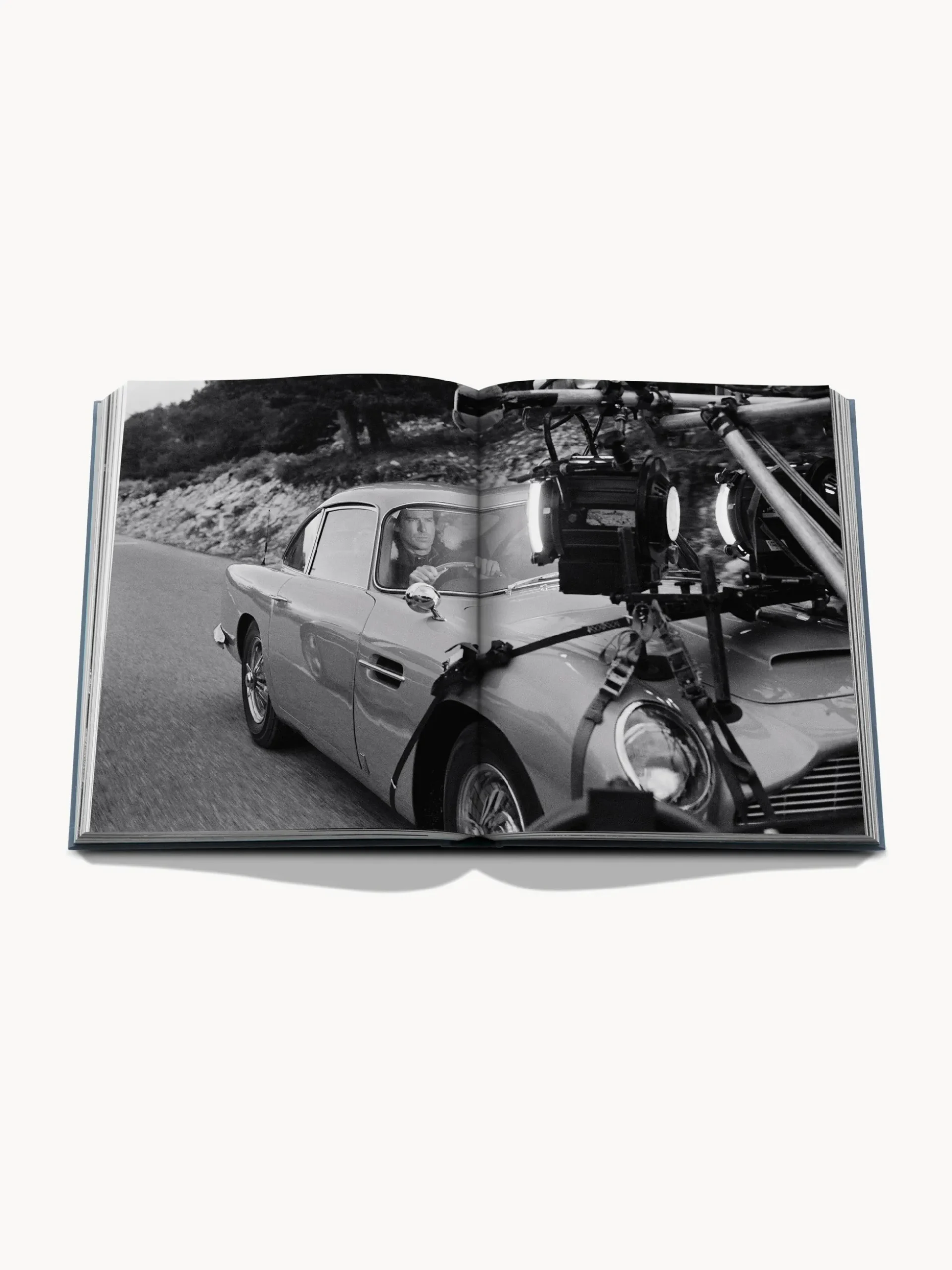Libro da tavolino James Bond Cars