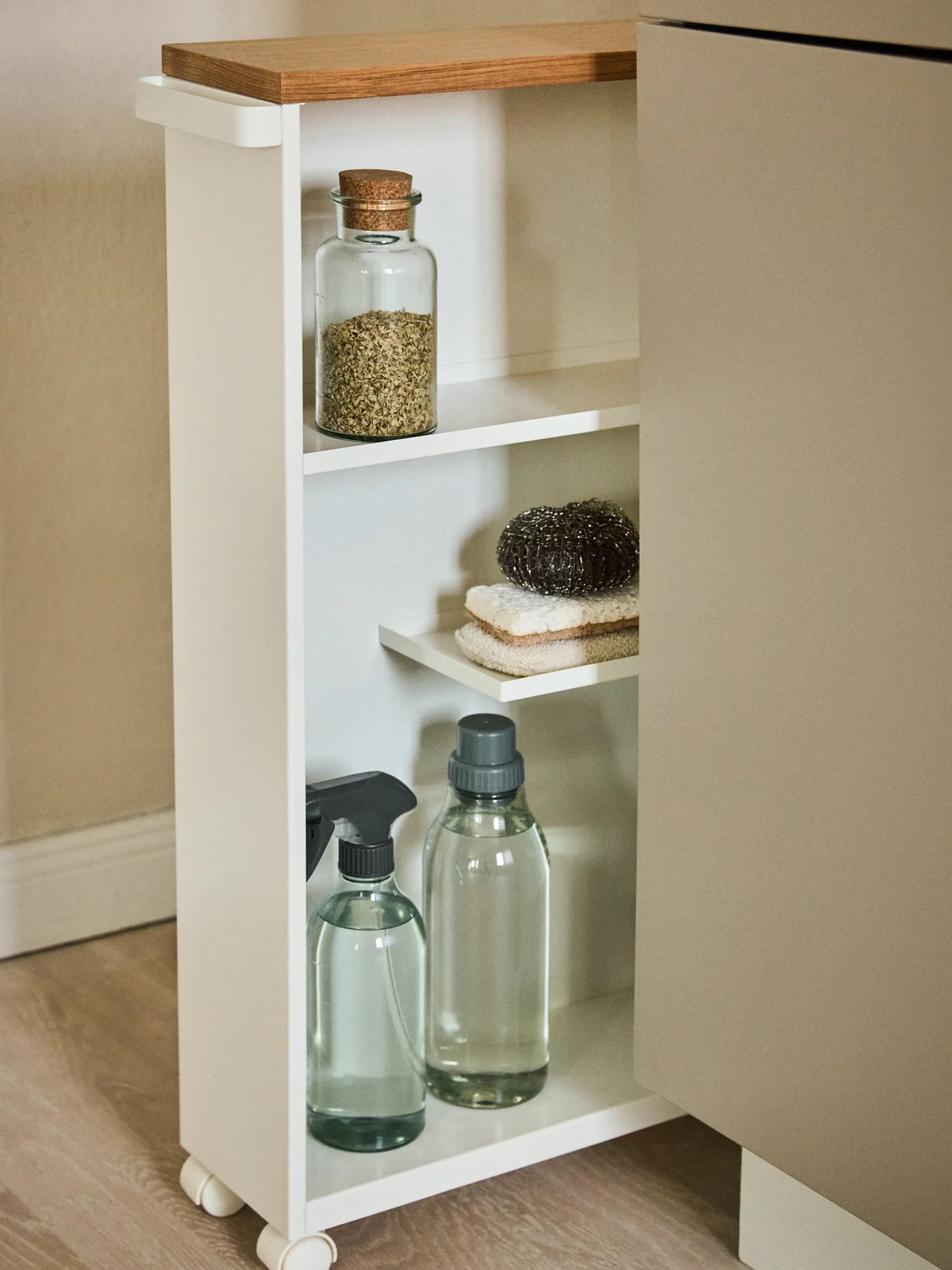 Scaffale da bagno con ruote Tower