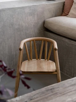 Sedia per bambini in legno di quercia fatta a mano Storm