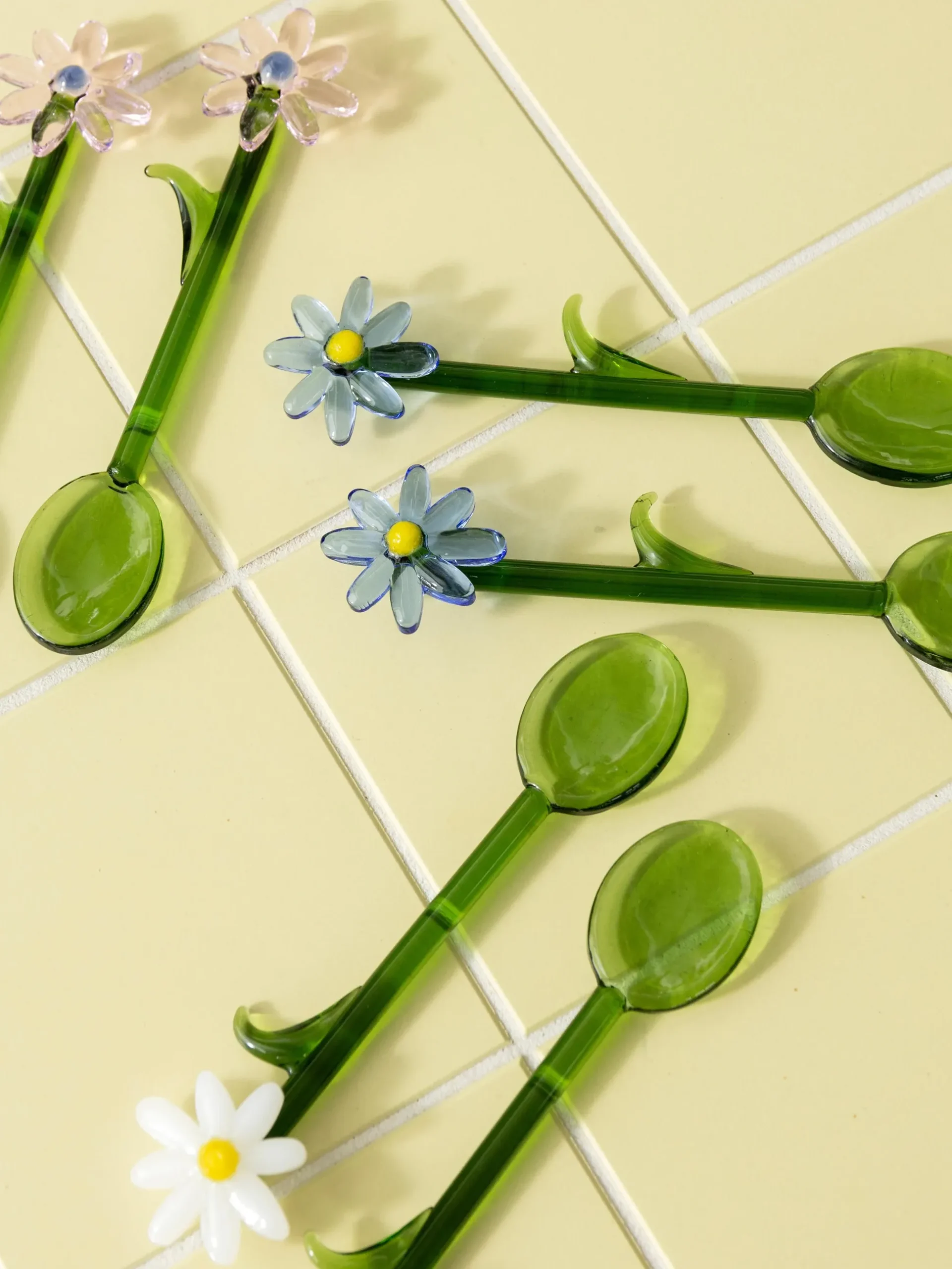 Set di 2 cucchiai in vetro borosilicato fatti a mano Flora