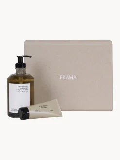 Set regalo per la cura delle mani Apothecary (legno di sandalo, cedro & Ylang-Ylang)