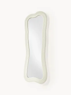 Specchio a figura intera con cornice ondulata Cosimo