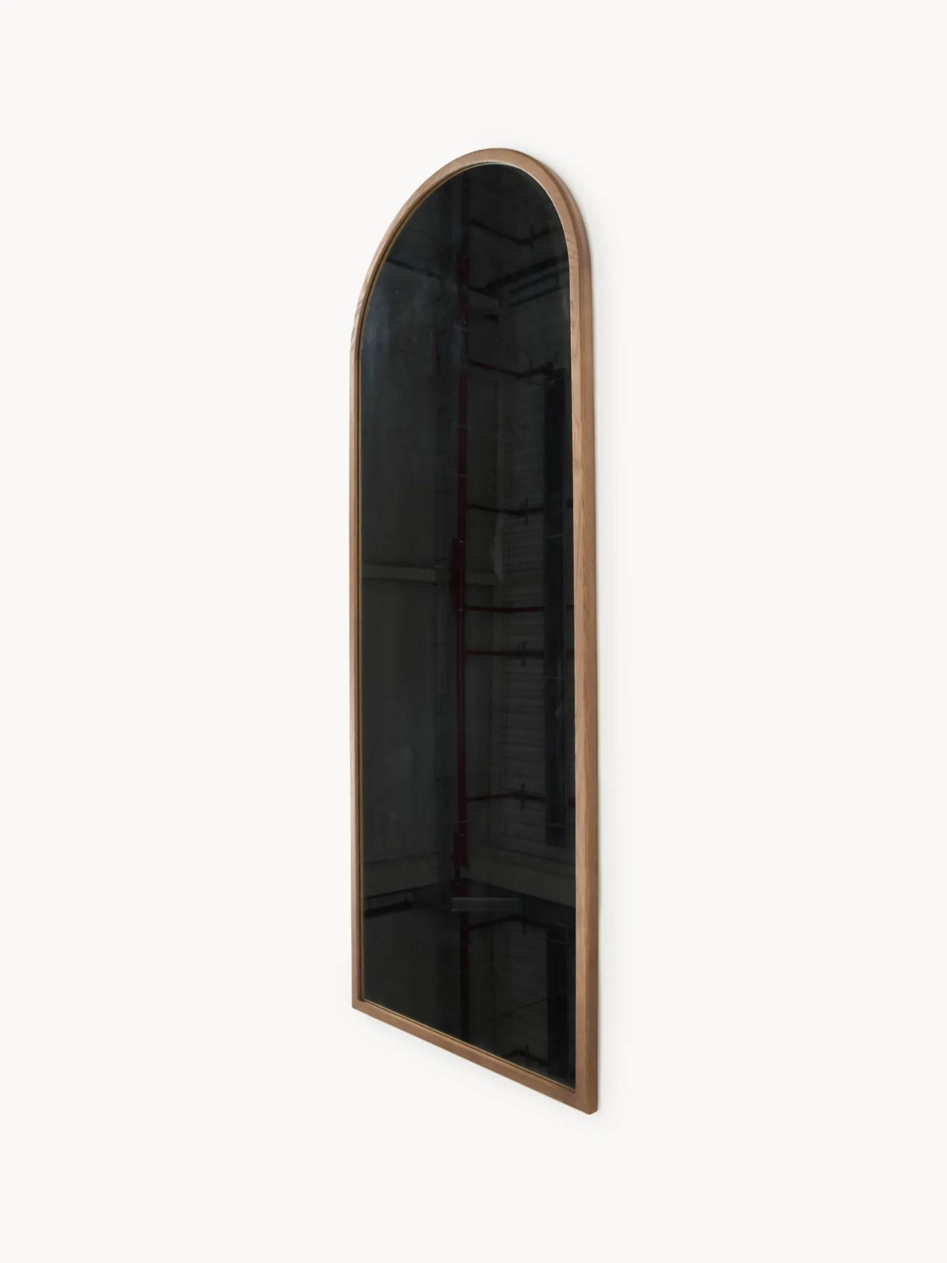 Specchio a figura intera con cornice in legno di quercia Levan