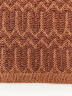 Tappeto da esterno tessuto a mano con motivo geometrico Rune
